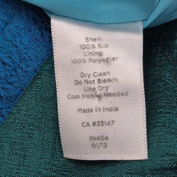 Talbots Ladies 100% Silk Sleeveless Blouse Side Zip Blue Green Wide Stripe Patte - Picture 4 of 4